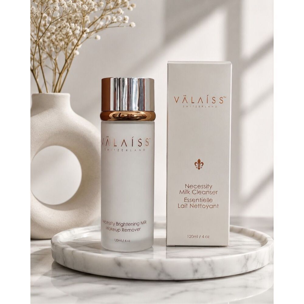 VÄLAÍSS Switzerland Necessity Brightening Milk Makeup Remover 4 oz w/ Box